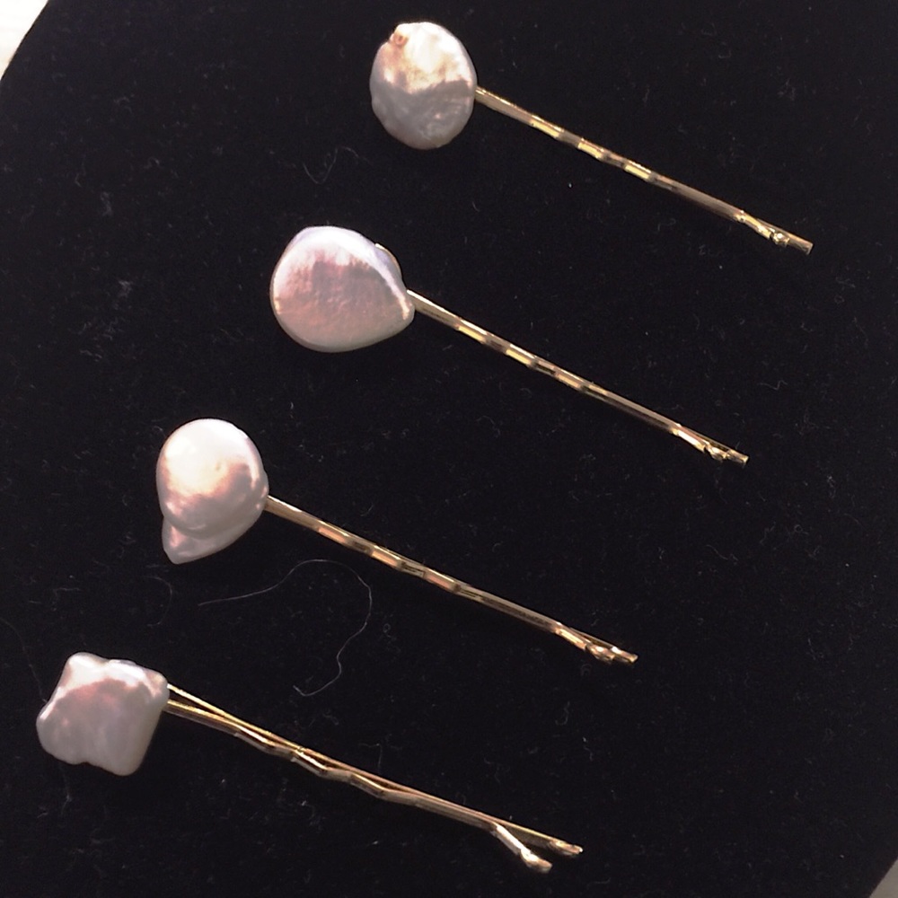 SOLD! All 3 Sets! Set of 4 “Mother of Pearl” Bobby-Pins - Picture 4 of 13